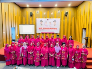GOW Kota Padang Adakan NLP Dan Hipnoterapi