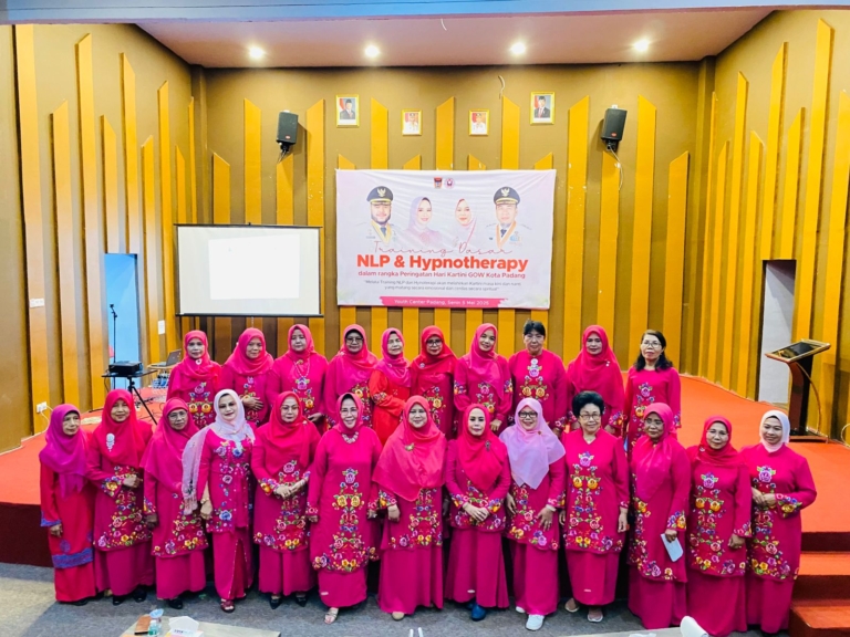 GOW Kota Padang Adakan NLP Dan Hipnoterapi